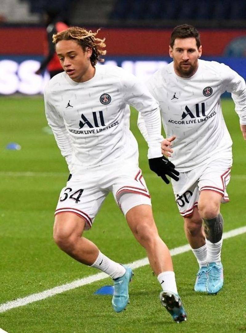 巴黎圣日耳曼今夜外线爆发，志在荷甲名次提升，话题不断，高层口径保持一致的简单介绍-凯发体育娱乐